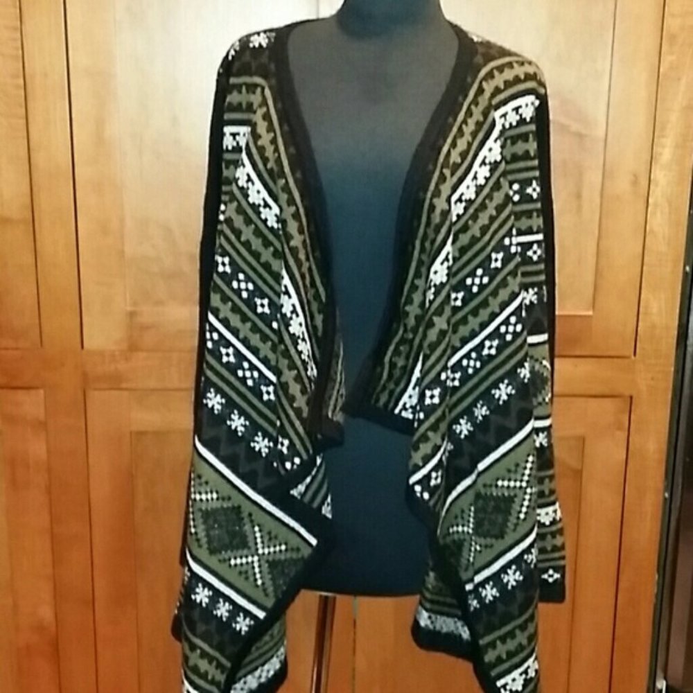 Mac and Jac Black Sweater Large